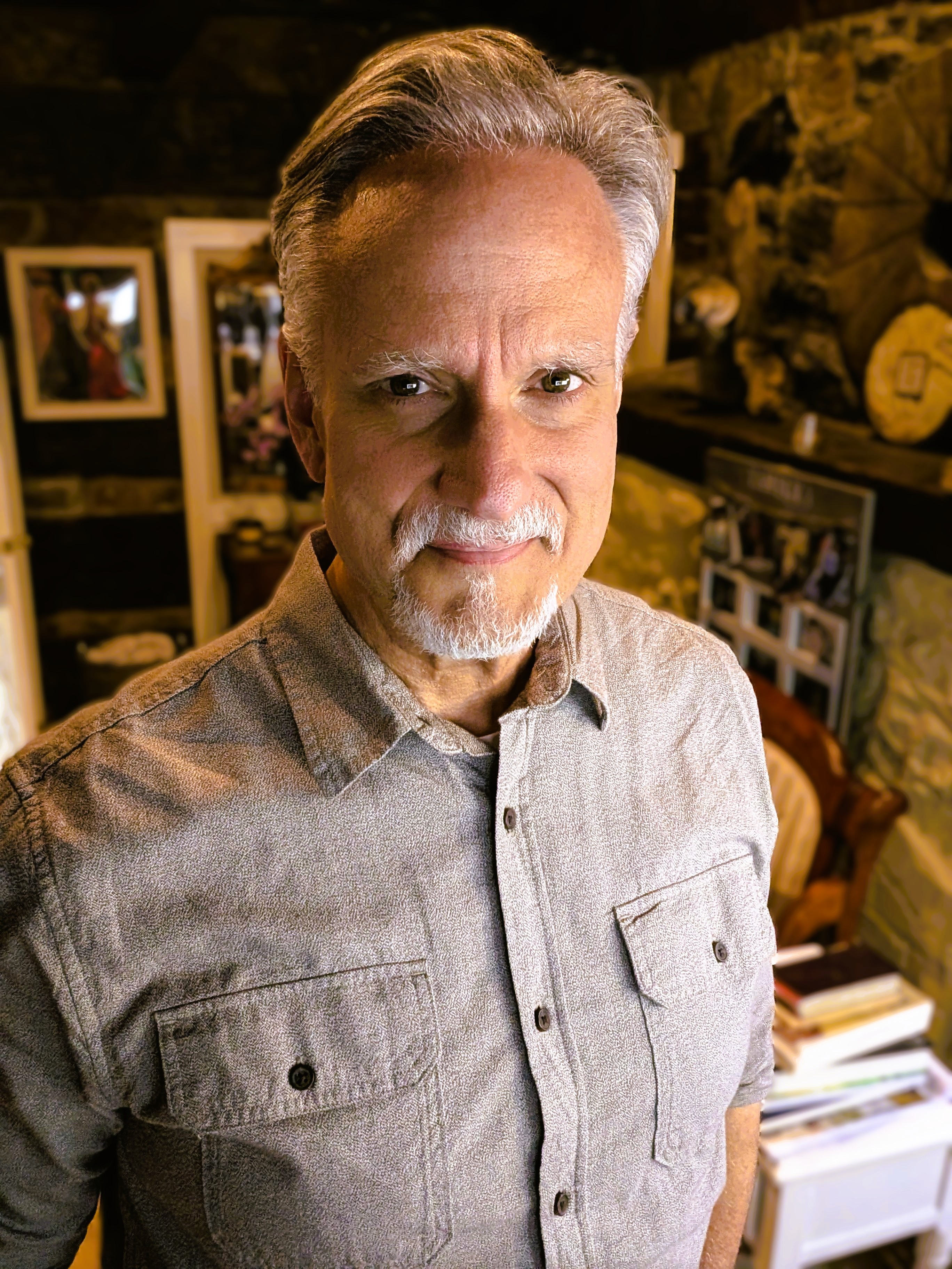 Headshot of Tim Arnold